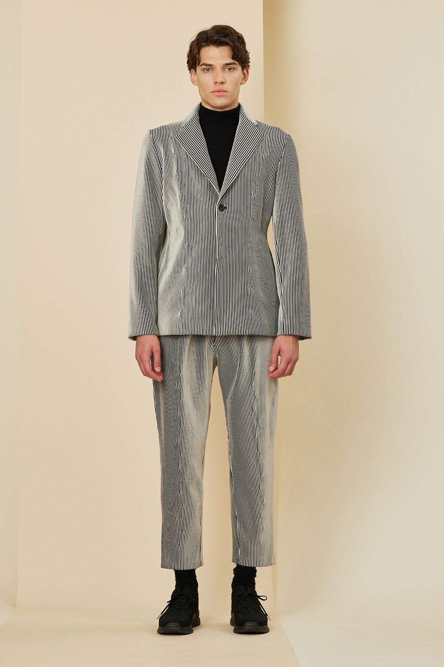 HYPHA TAILORED JACKET